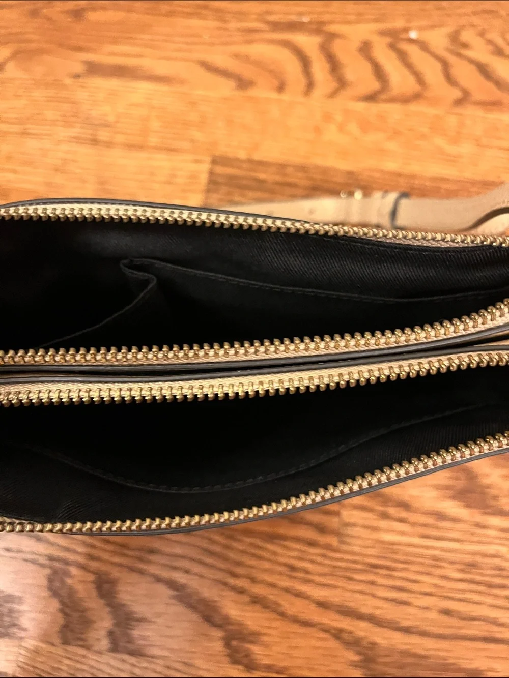 Vince Camuto Gally leather crossbody bag
